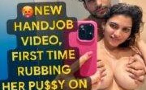 Resmi r Nair Nude Giving Handjob To Her BF