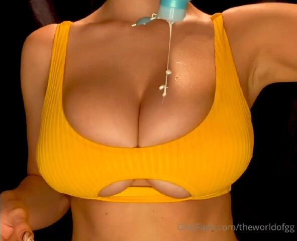Gegenewtt nude xxx leaked boobs shaking clip