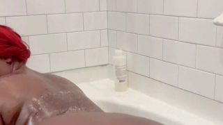 Funsize_69 nude xxx big ass twerking on bathtub